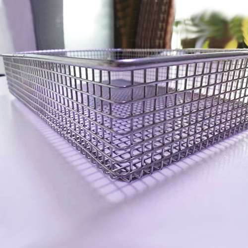 Wire Mesh Baskets Used on Supermarket Smart Robots